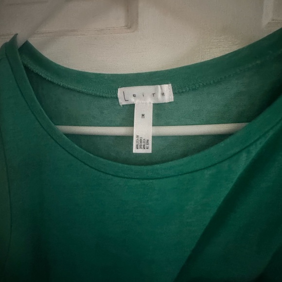 Leith Sleeveless Dresses in Green, Navy, and Gray - Picture 4 of 6